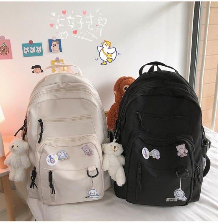 レディースリュック マルチポケット可愛いぬいぐるみ付きリュック