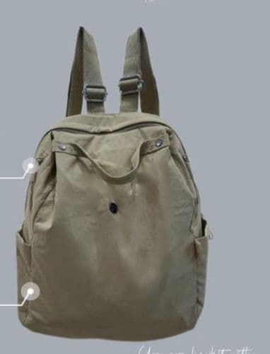 レディースリュック シンプル軽量アウトドアリュック