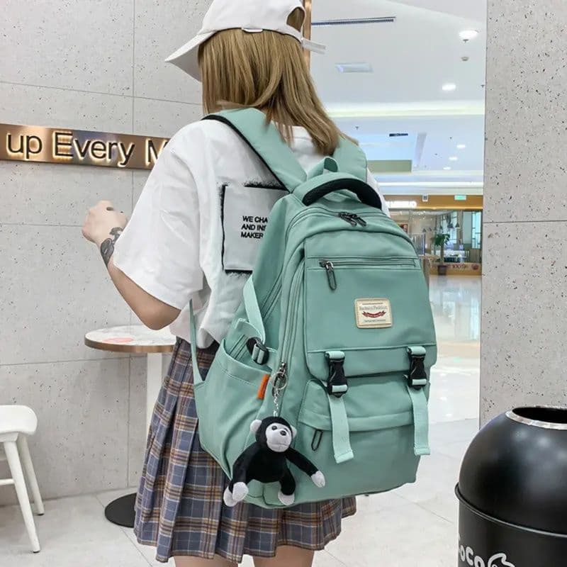 レディースリュック 多機能ポケット付き学生風リュック