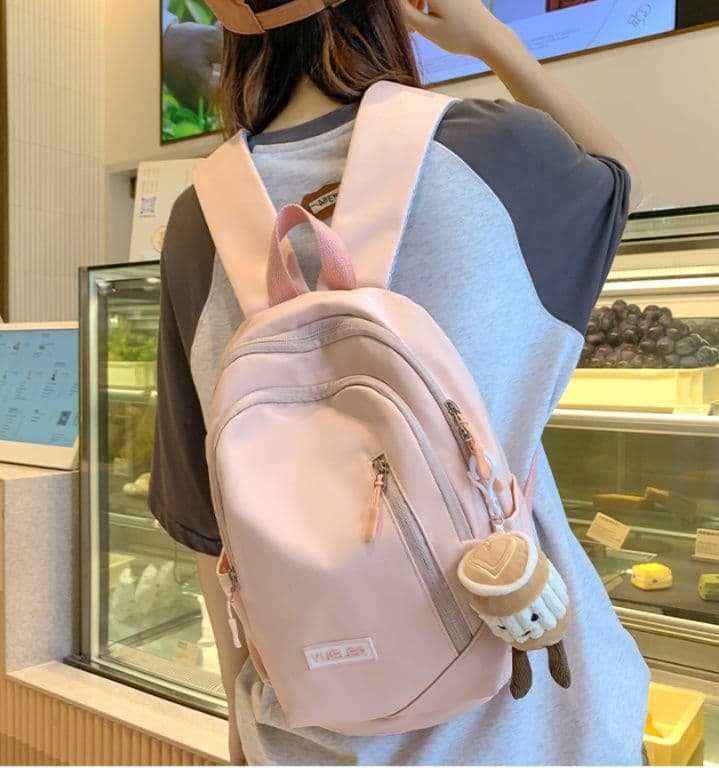 レディースリュック 可愛いぬいぐるみチャーム付き多機能バックパック