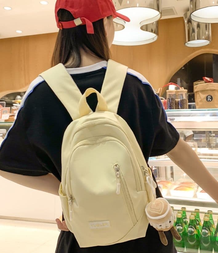 レディースリュック 可愛いぬいぐるみチャーム付き多機能バックパック