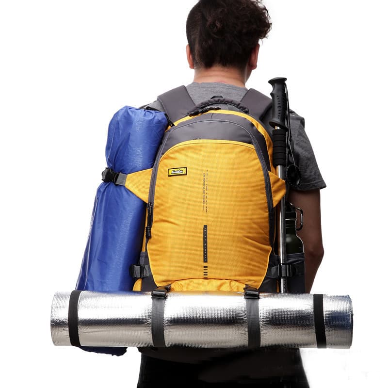 レディースリュック 登山用大容量撥水背負い鞄 男女兼用多収納旅行かばん