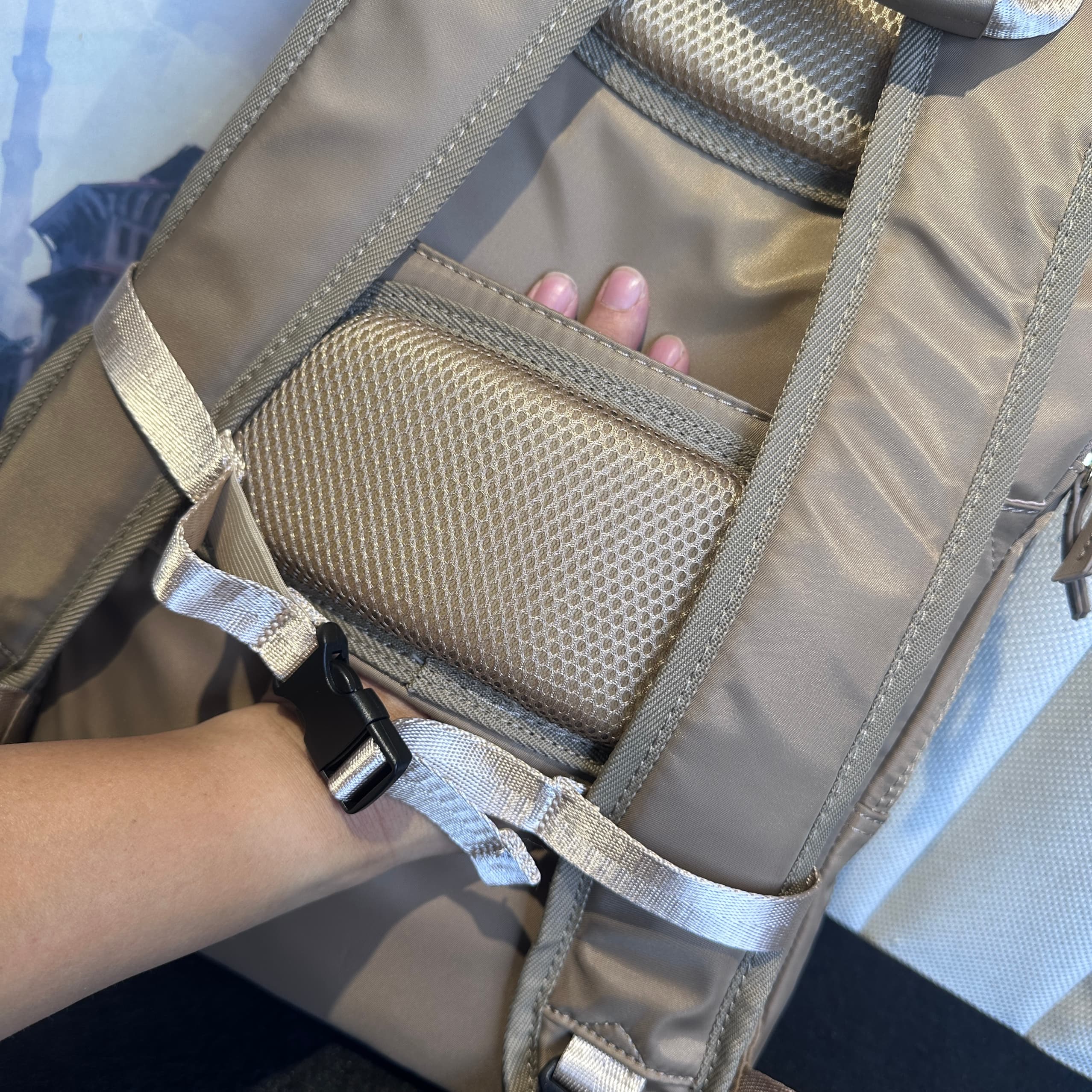 レディースリュック 上品な大人の多機能収納リュックサック