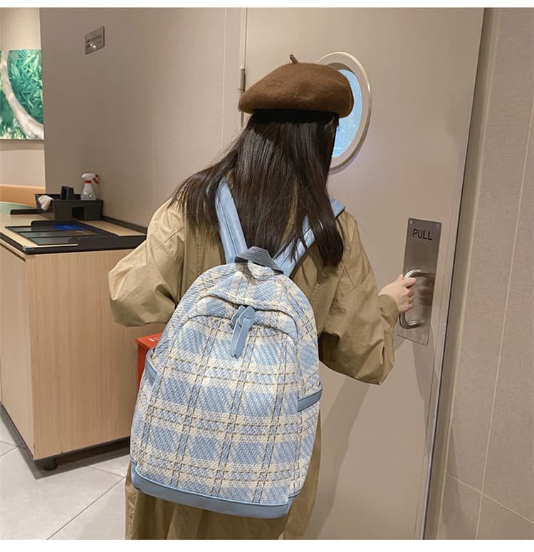 レディースリュック 大容量チェック柄背負い鞄 普段使い軽量型 通勤通学対応